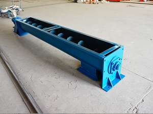 無中心軸干擾,對于輸送帶狀、易纏繞物料有特殊的優(yōu)越性。