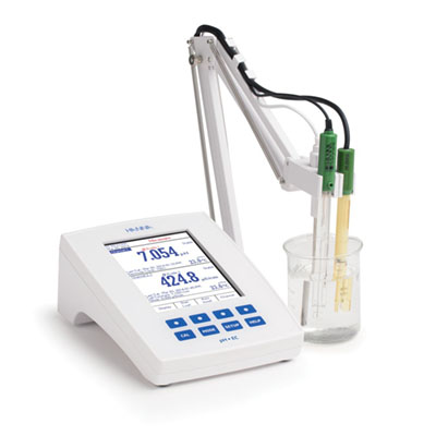 HI5521專業(yè)級微電腦多參數(shù)水質(zhì)測定儀【7項】